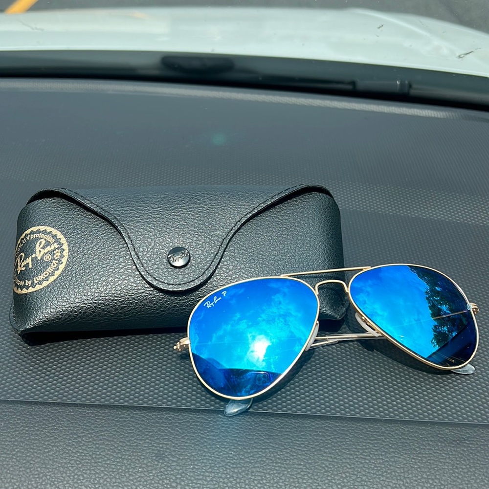 Women’s RayBans